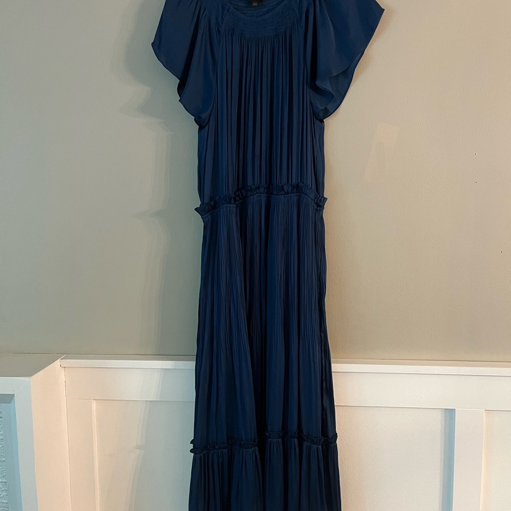 Elegant Blue Midi Dress